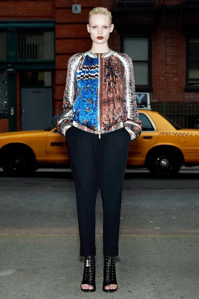 Look 32